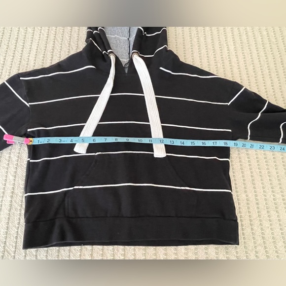 Free Press - Long Sleeve Crop Top - Sweat Shirt - Hoodie - Size: XS - Picture 4 of 6